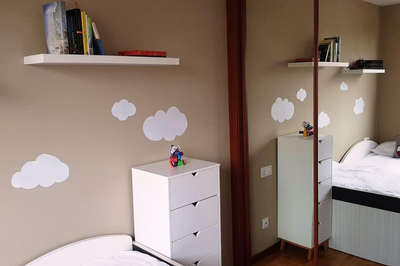 Lauredal - Ático con amplia terraza, 2 hab, 2 baños, pádel, parque infantil Apartamento Gijón Exterior foto